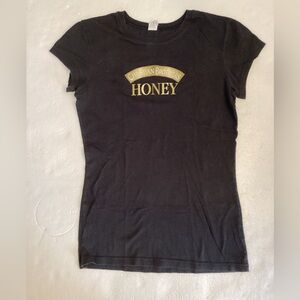 Christian Brothers Honey Brandy promotional cap sleeved black T shirt. Size M